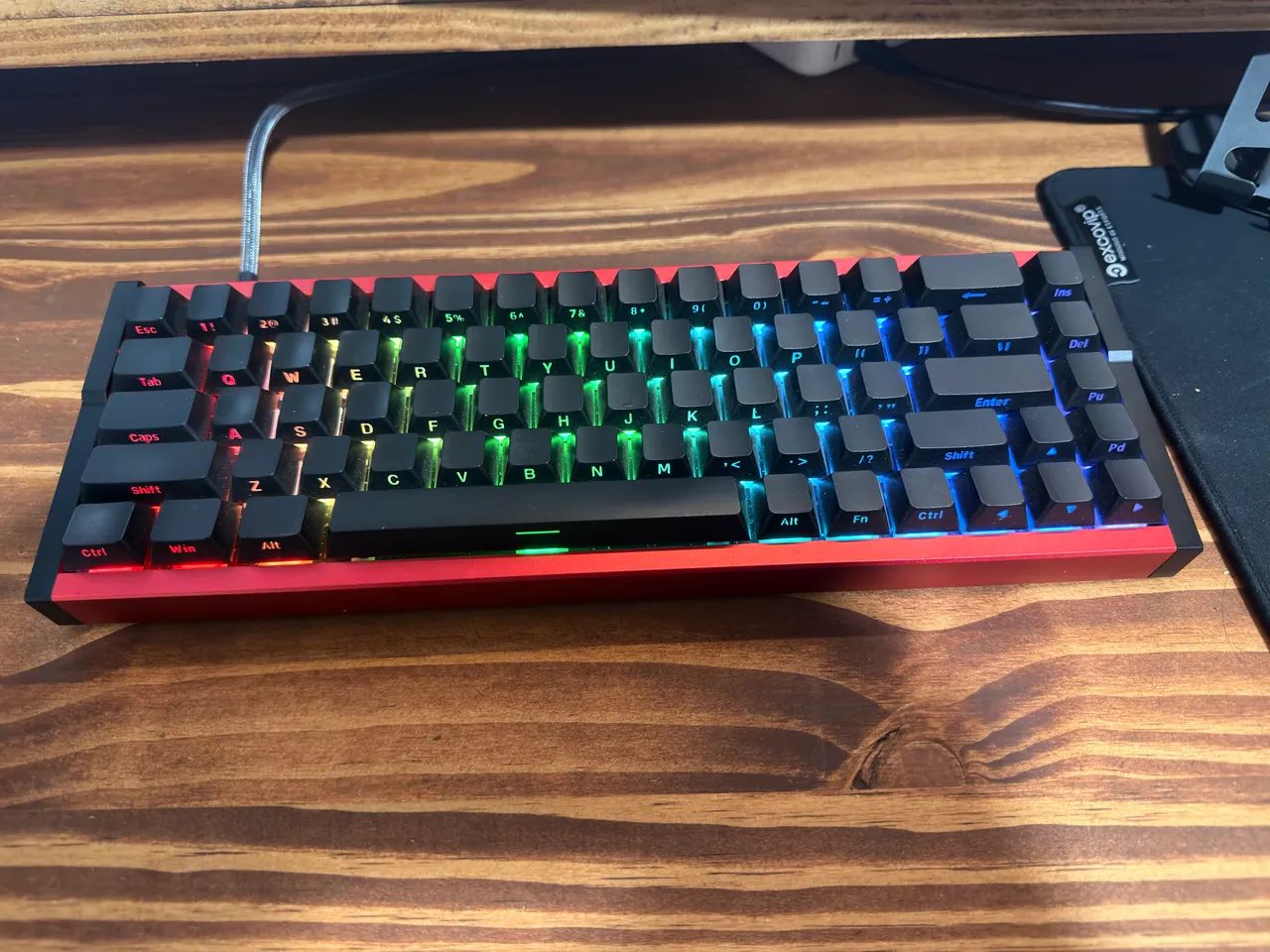 Teclado Gamer iRok MG68 ACE  - Foto 2