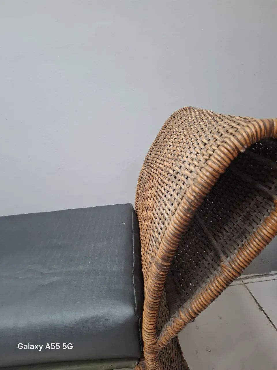 Sofá namoradeira- Chaise - Recamier - em vime conjunto de 3 peças  - Foto 3