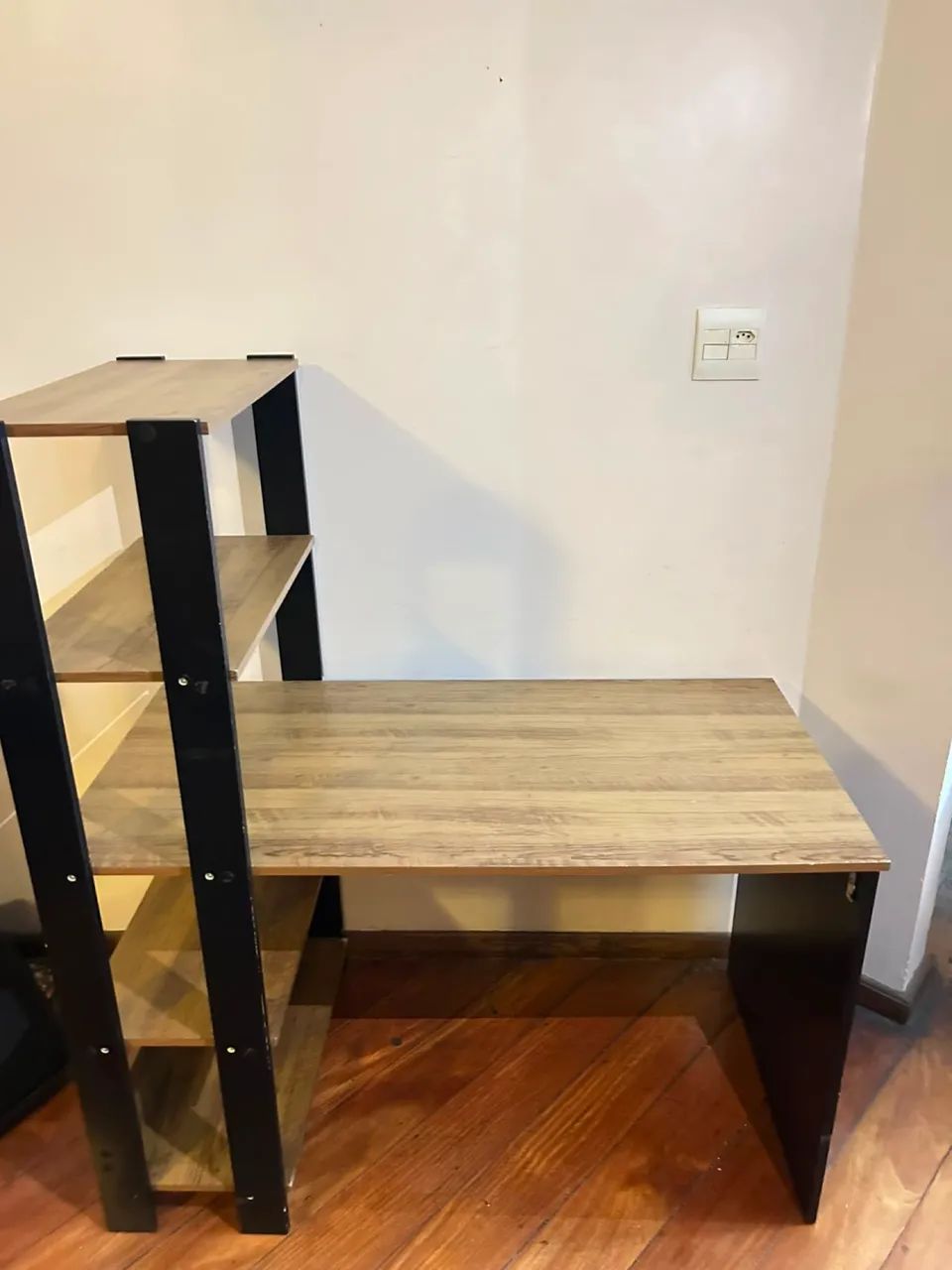 Escrivaninha 120x63cm Pinho com Preto MDP
