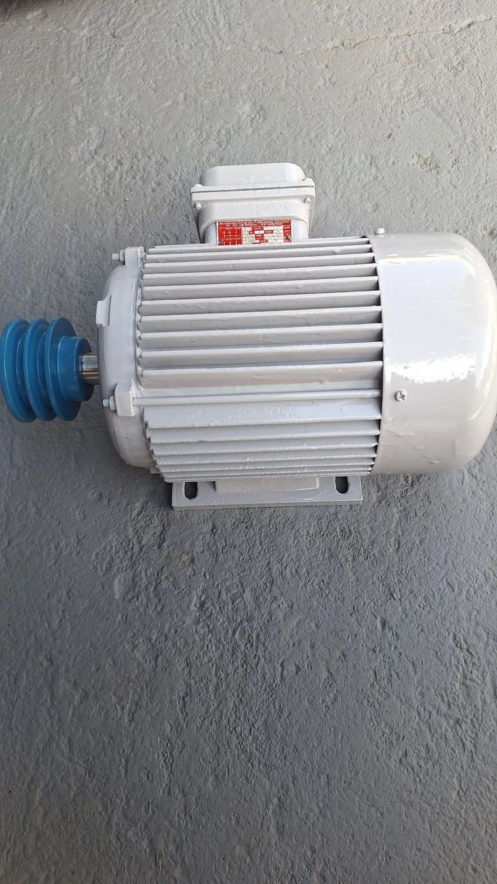 Motor elétrico trifásico 5 cv rotação: 3500 alta Rotação - Foto 4