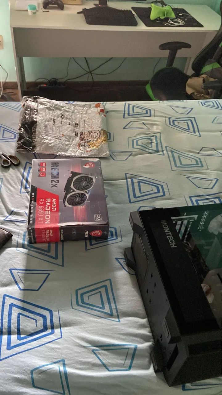 Placa de vídeo AMD 6650XT - Excelente - Foto 2