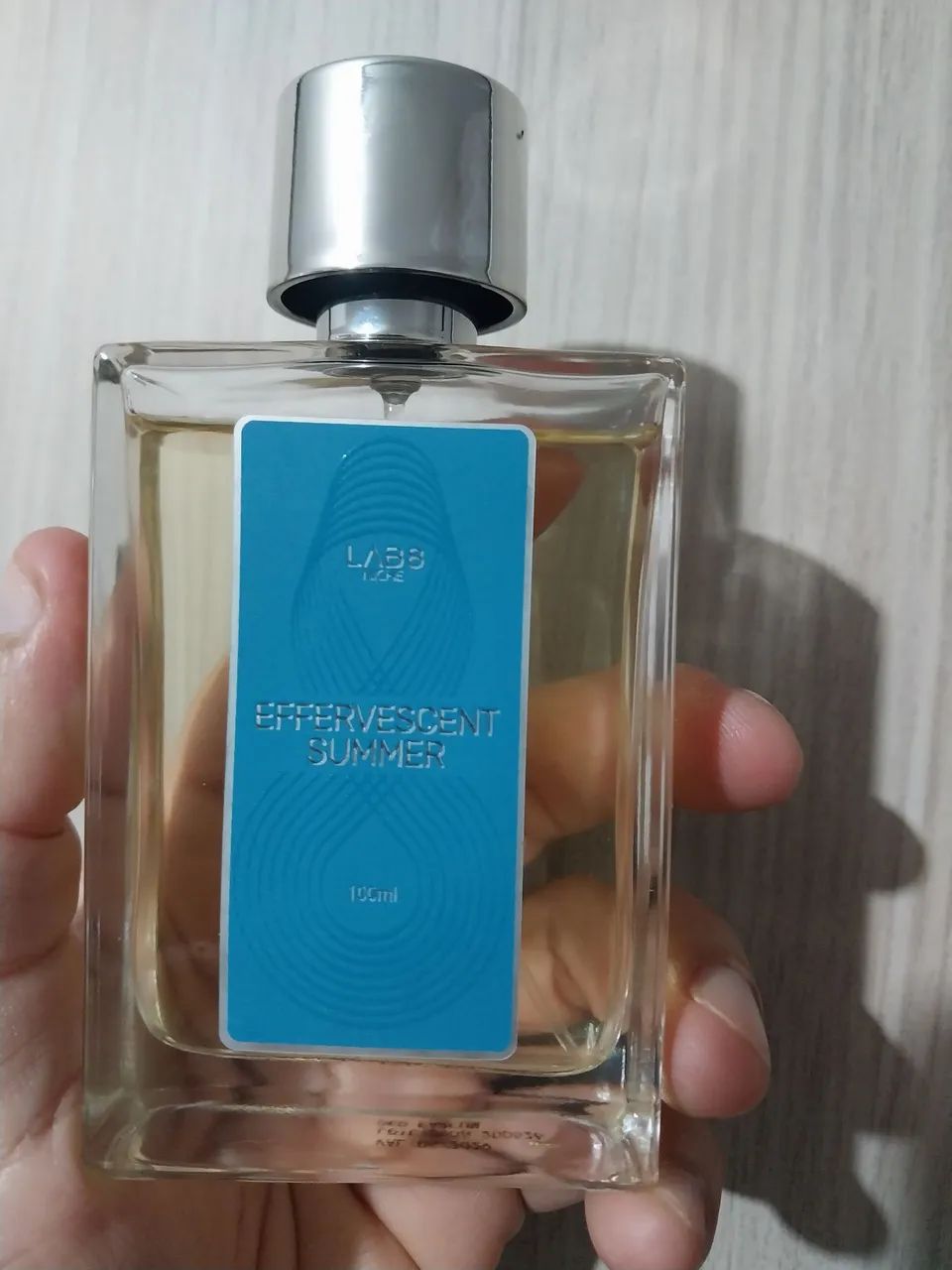 Perfume Effervescent summer 'usado apenas uma vez' 99ml - Foto 4