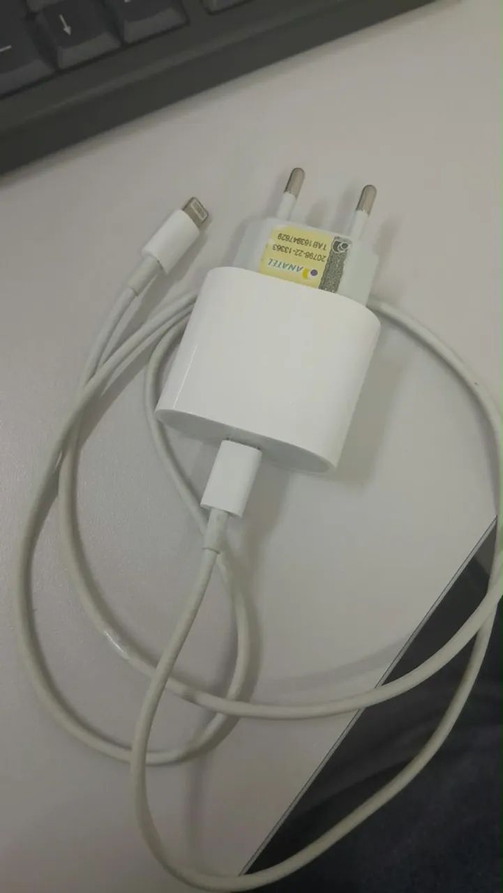 iPhone 14 - Foto 4