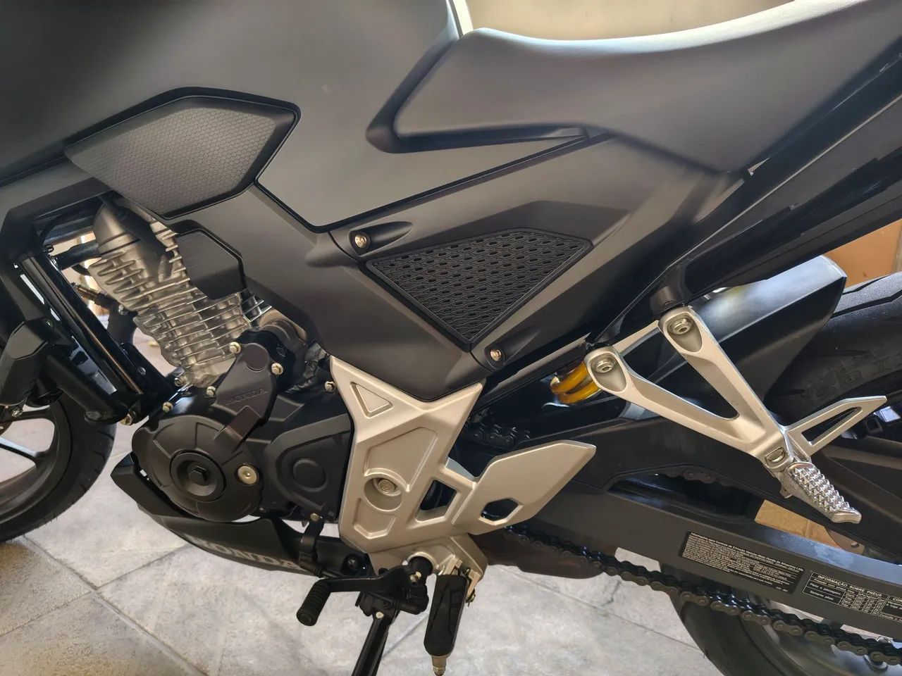Vendo cb 300 twitter  - Foto 3