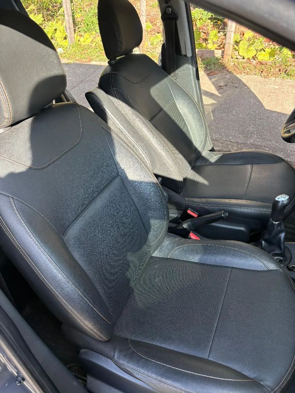 Renault Logan Expression Hi-flex 1.6 8V 4P 2017 - Foto 4