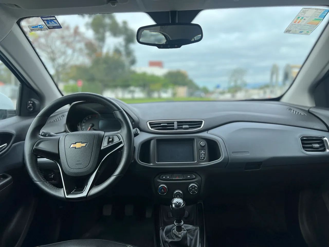 Chevrolet Onix Hatch LTZ 1.4 8V Flex Mec. 4P 2019 - Foto 5