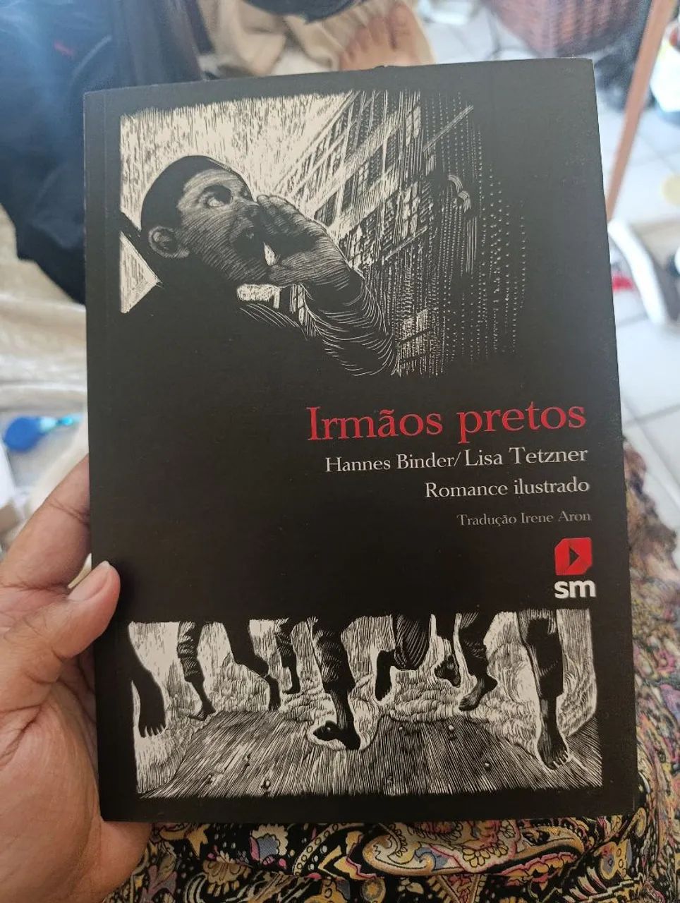 Livro "irmãos pretos" 