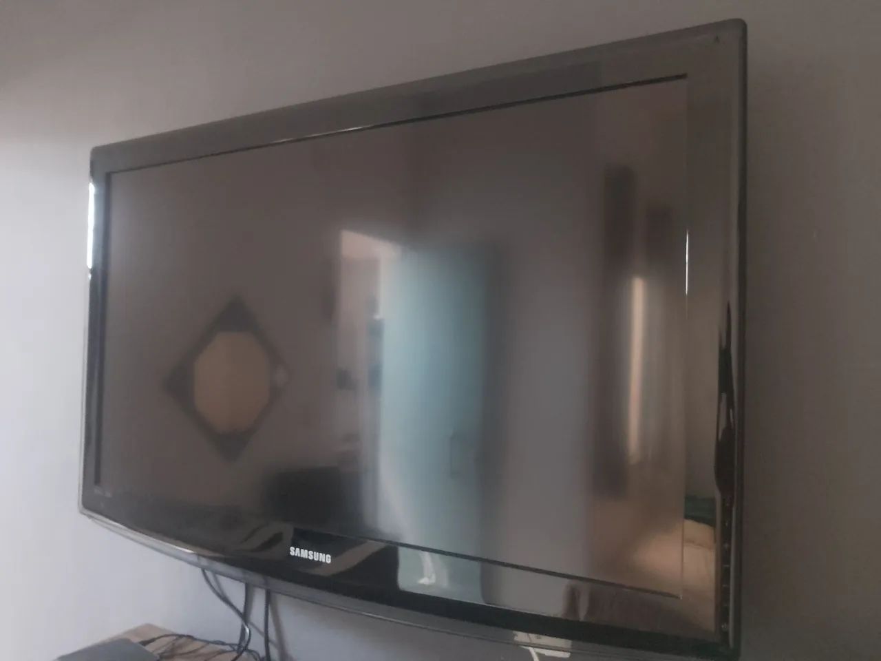 Televisão Samsung 40 Polegadas. LEIA o Anúncio! - Foto 2