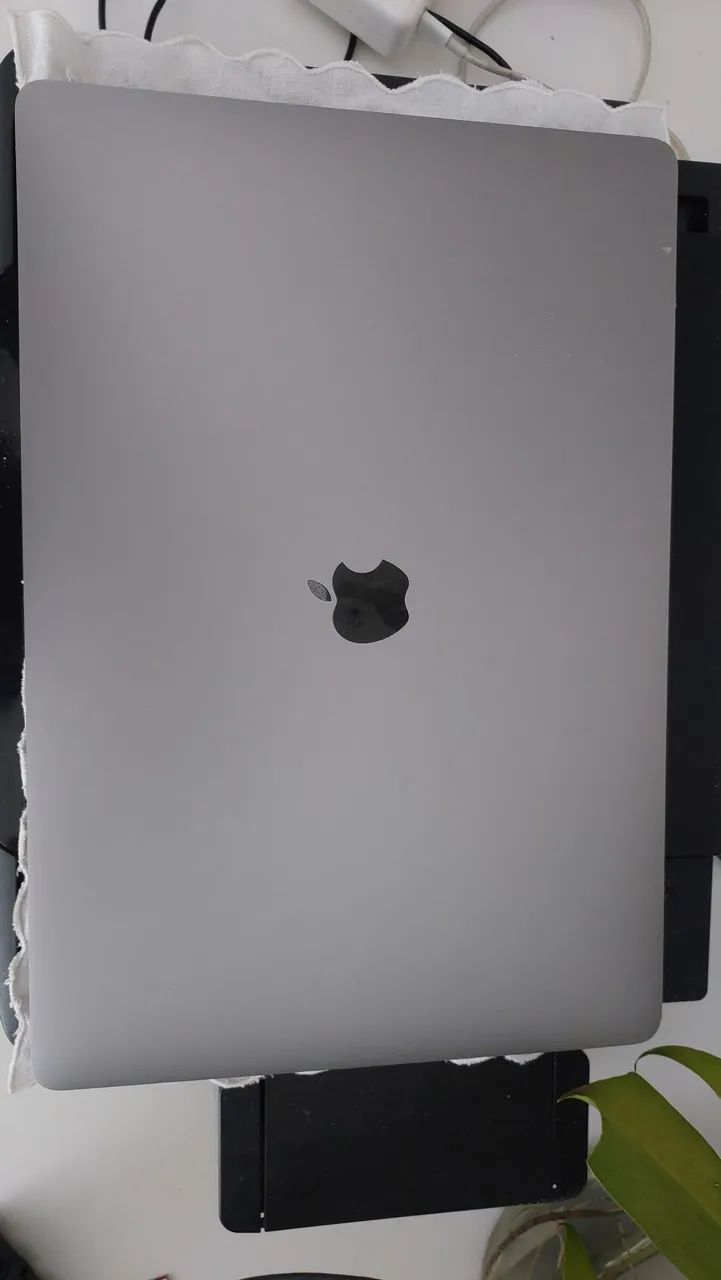 Macbook Pro i7 16gb SSD 512gb - Foto 2