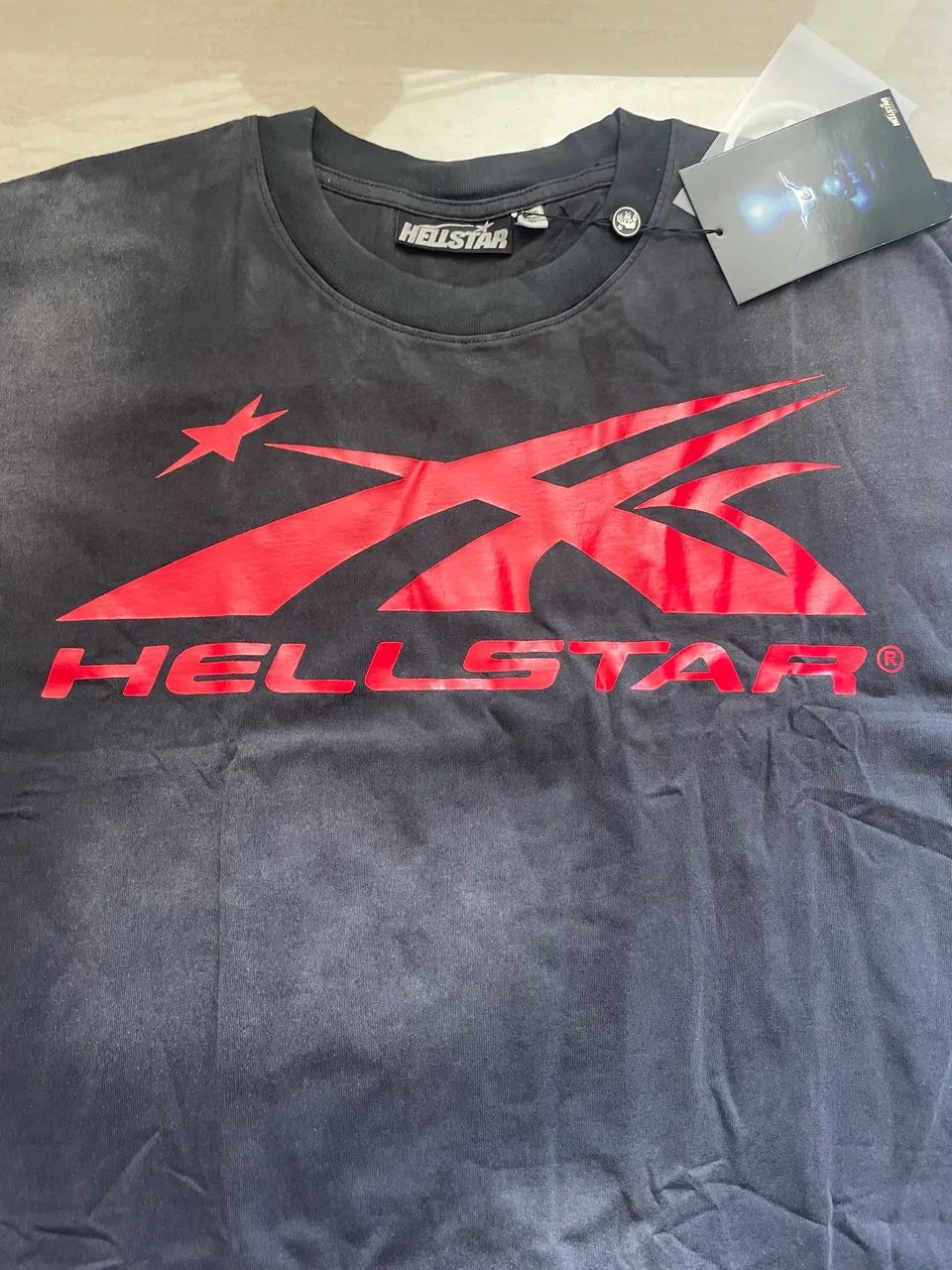 Camiseta hellstar preta e vermelha  - Foto 4