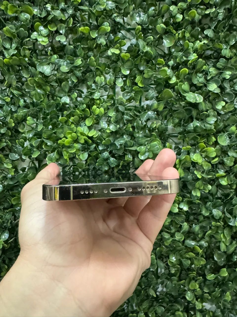 iPhone 14 Pro Max 128gb gold  - Foto 2