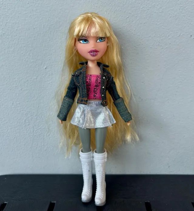 Boneca Bratz Cloe Pink Winter 2012