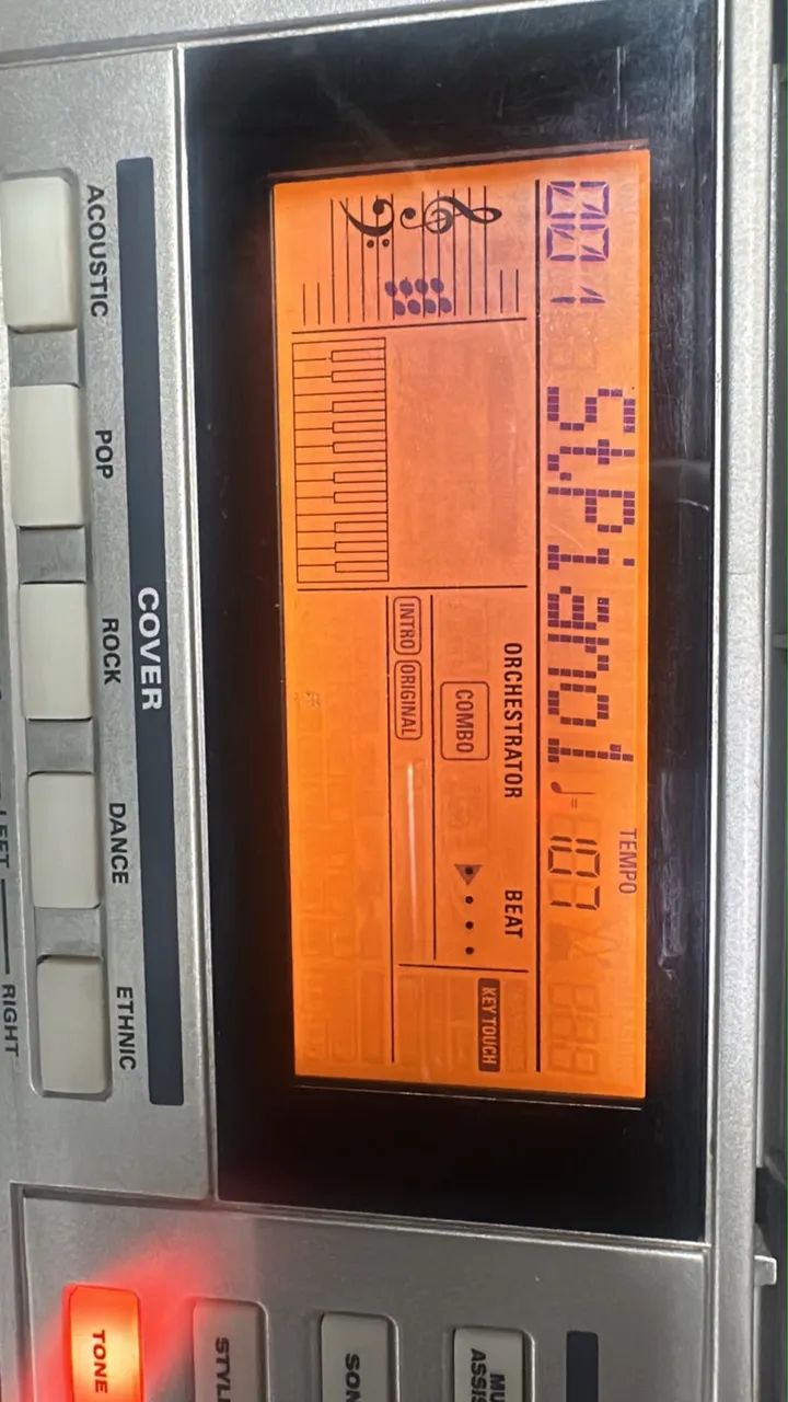 Teclado marca roland modelo EXR3 com capa e fonte  - Foto 2