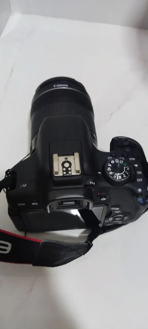 Troco Canon 750D por Iphone 14 Pro Max (lente 18-135mm) - Foto 3