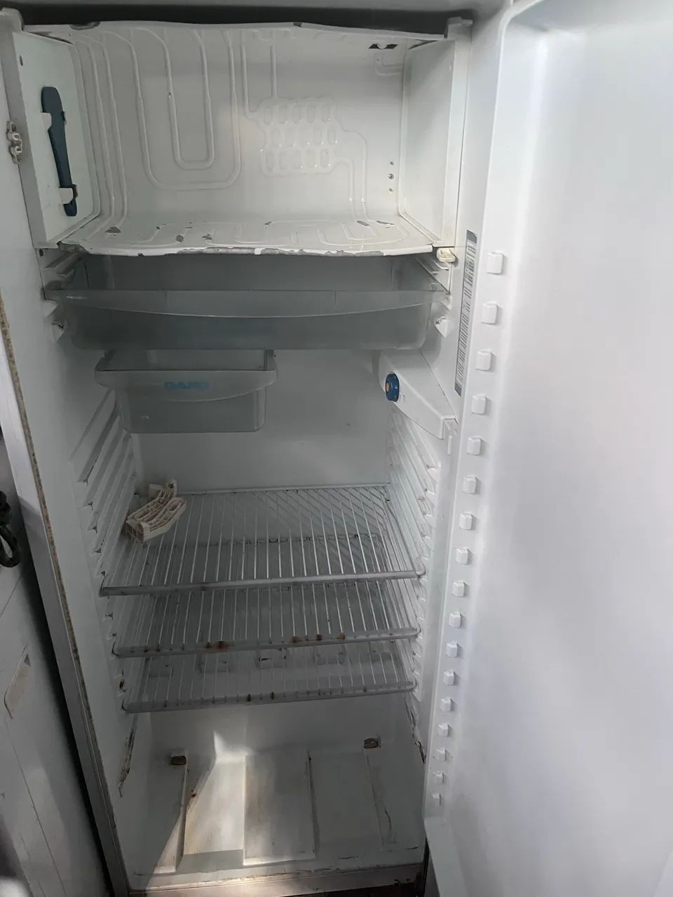 Vendo geladeira Dako  - Foto 3