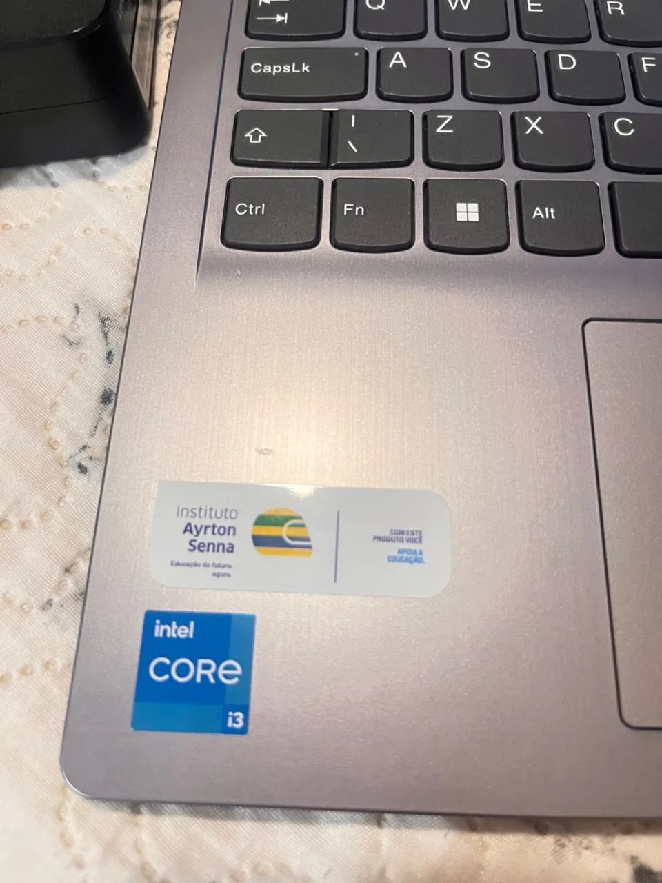 Vendo Notebook Lenovo  - Foto 3