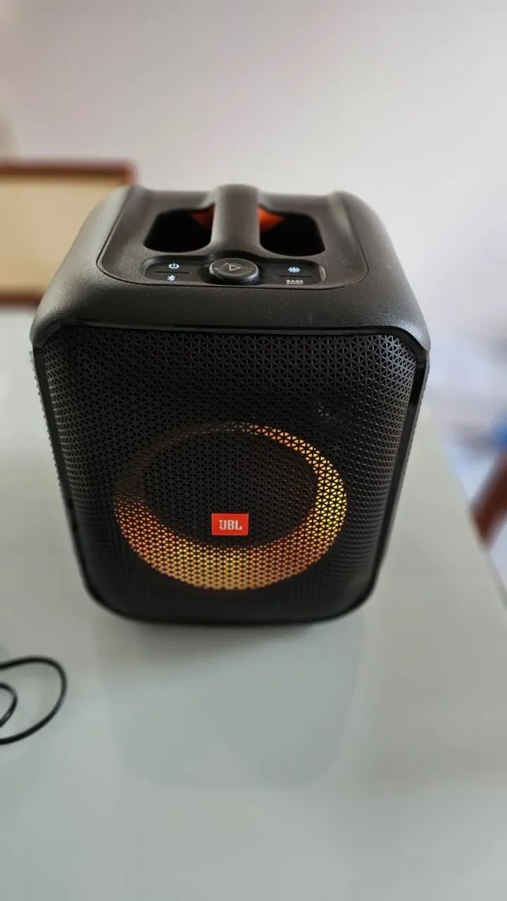 Caixa de Som Bluetooth JBL PartyBox Encore Essential 100W