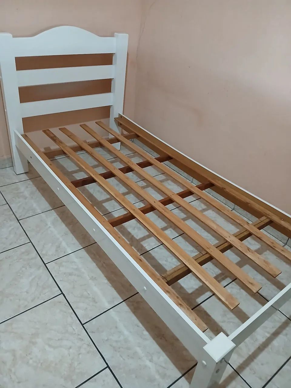 Cama e colchão de solteiro ATIMO ESTADO! - Foto 3