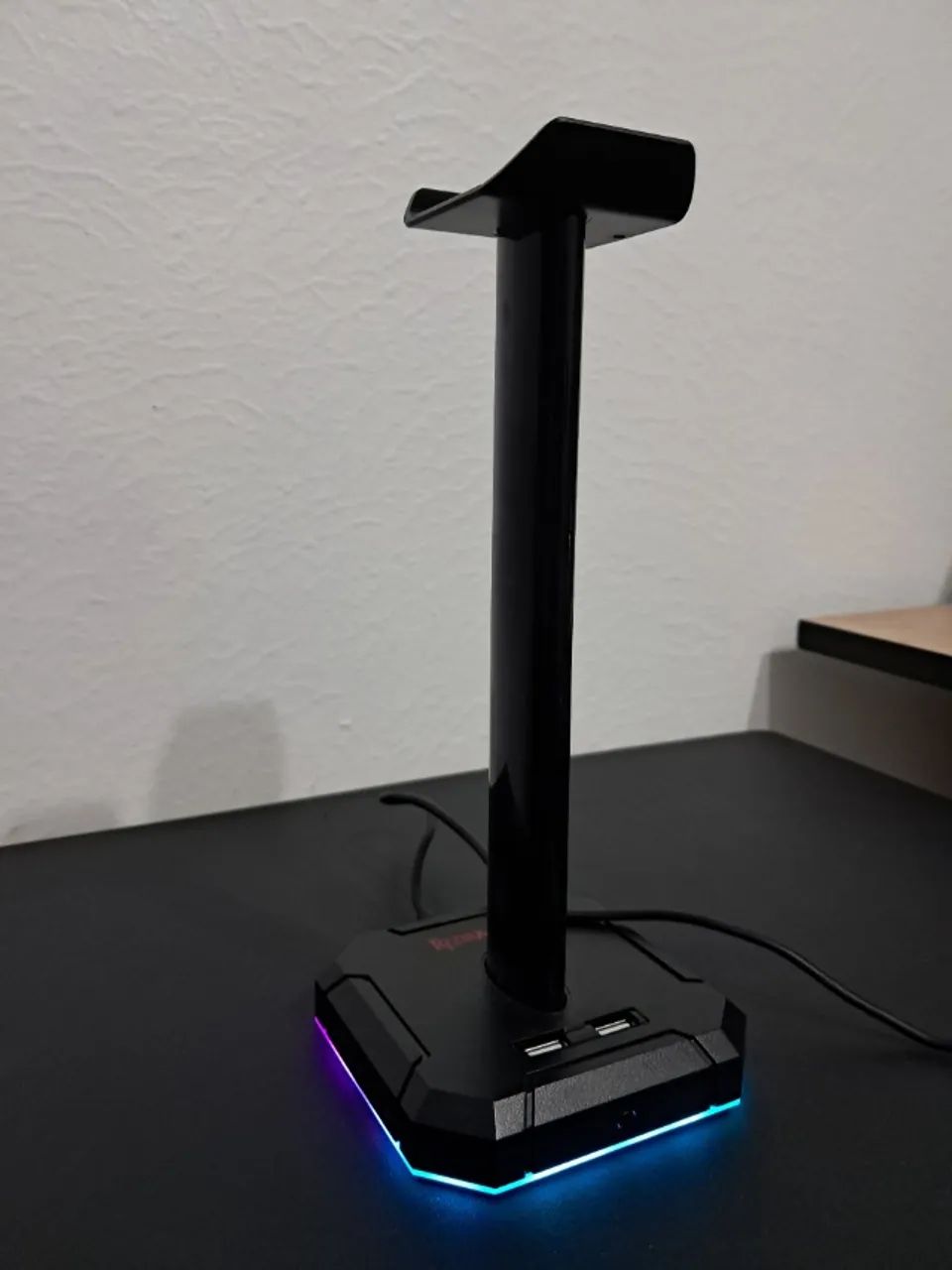 Suporte para Headset e Hub USB Redragon Scepter Preto - Foto 3