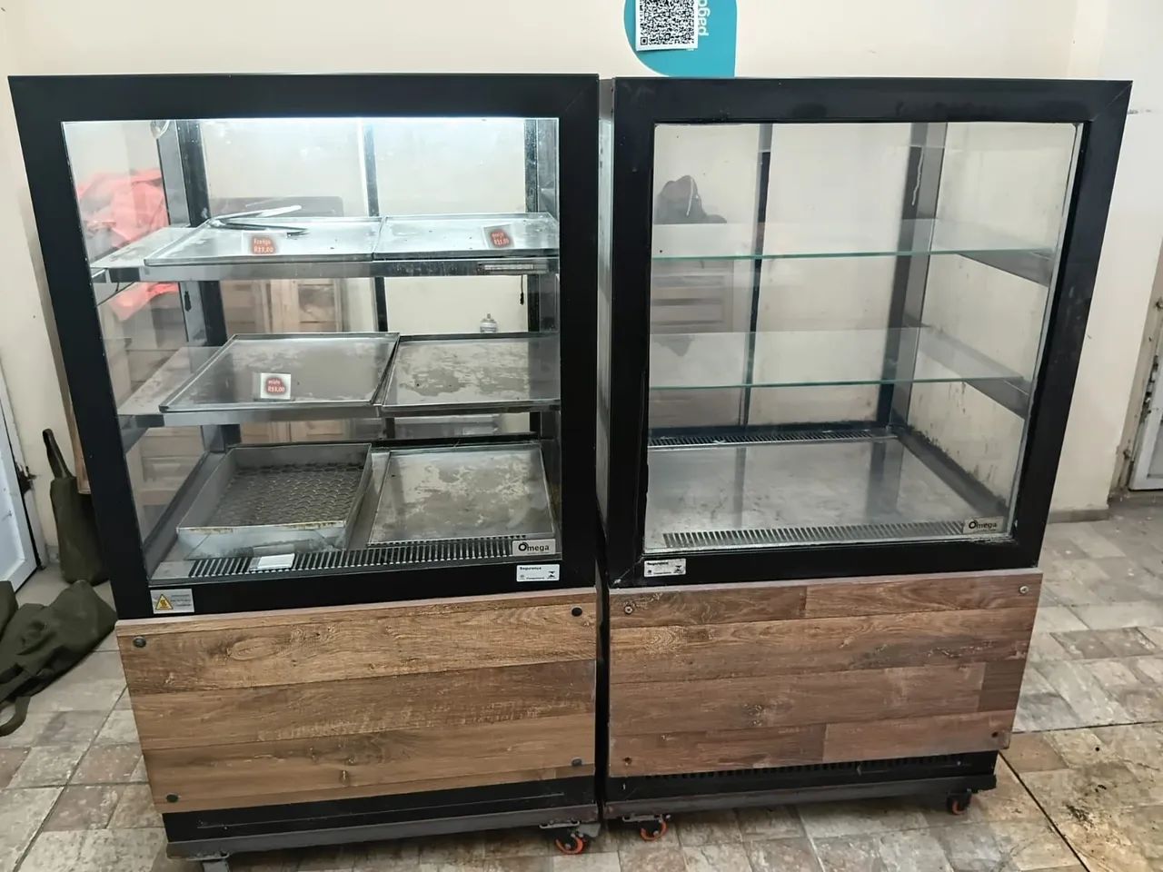 Vitrine Refrireda e Quente