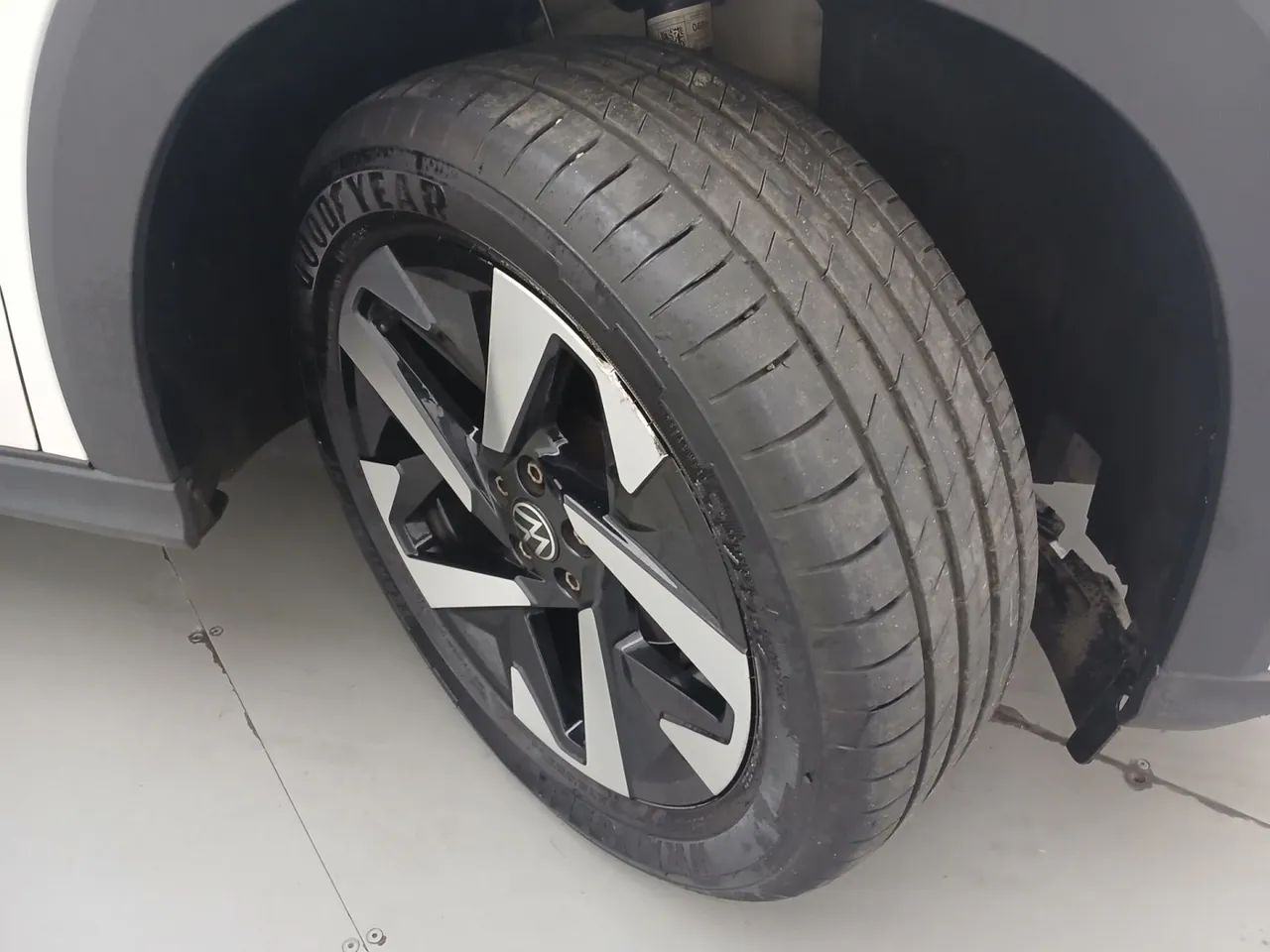 Volkswagen Tera High 1.0 170 TSI Flex 12V 5p Aut, foto 13 de 17