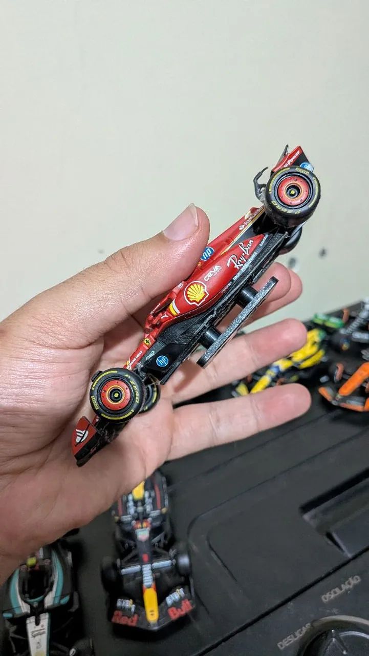 8 miniaturas de carros de Fórmula 1 (1/43) - Foto 4