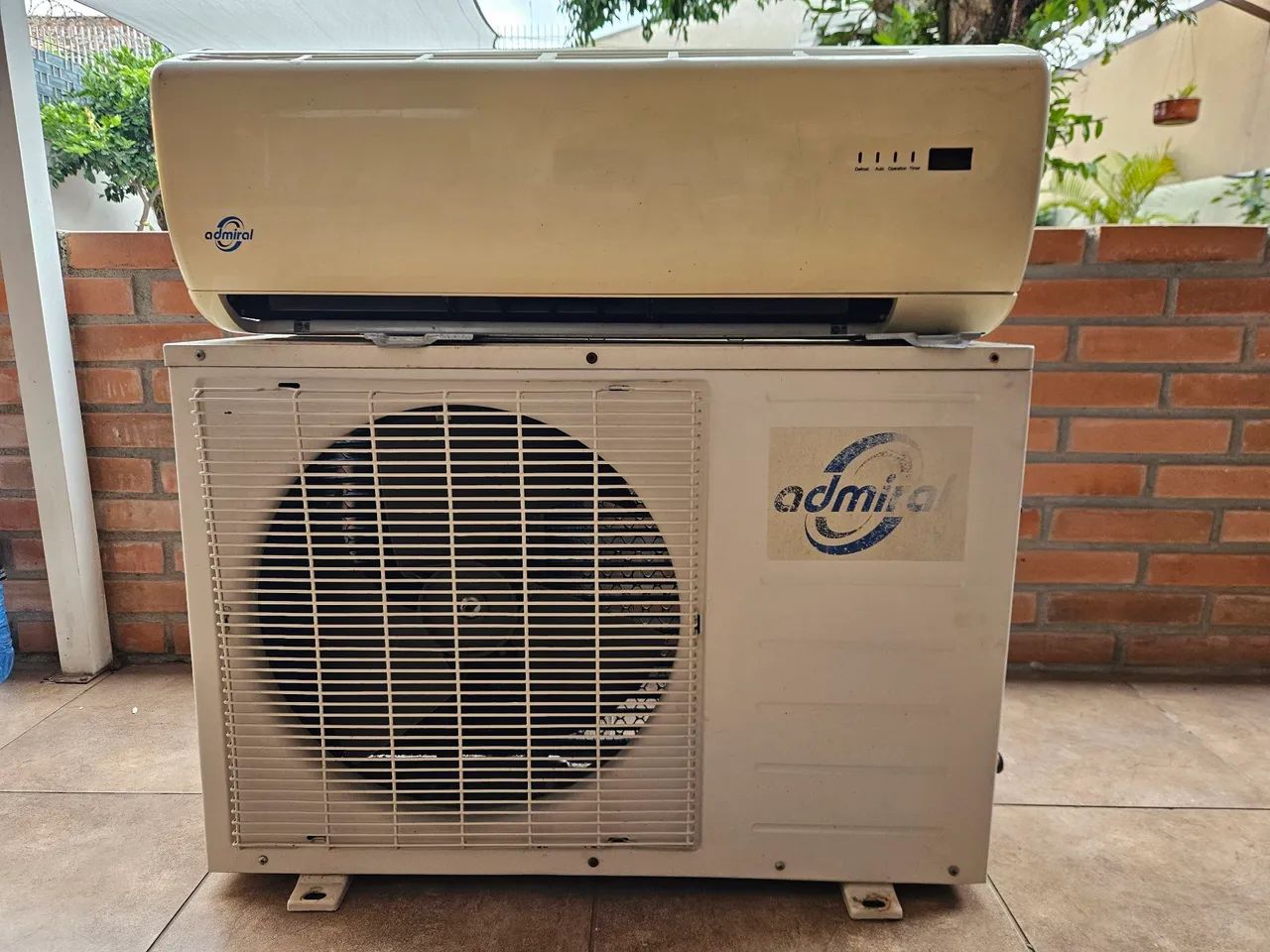 Ar condicionada Admiral 12000 btus R$450,00