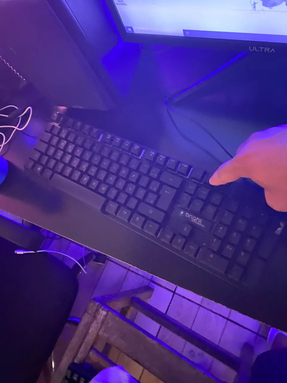 Teclado RGB para PC - Foto 3