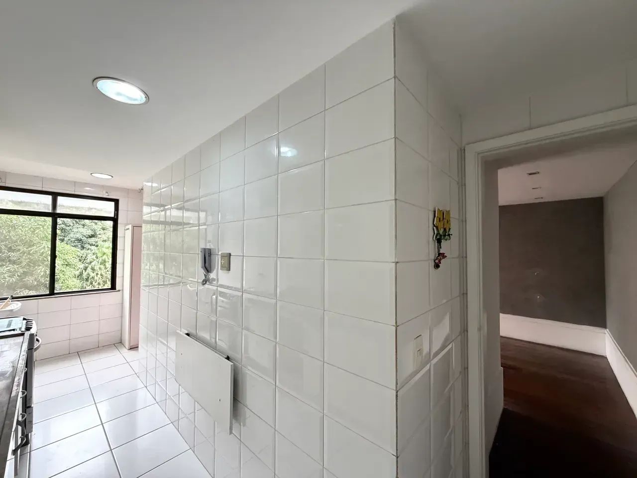 Imóvel para aluguel possui 77 metros quadrados com 2 quartos - Foto 5