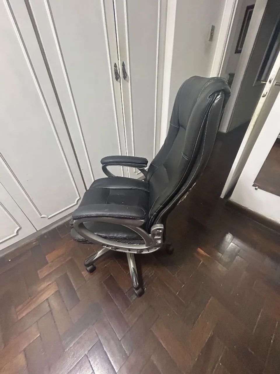 Cadeira diretor - Foto 2