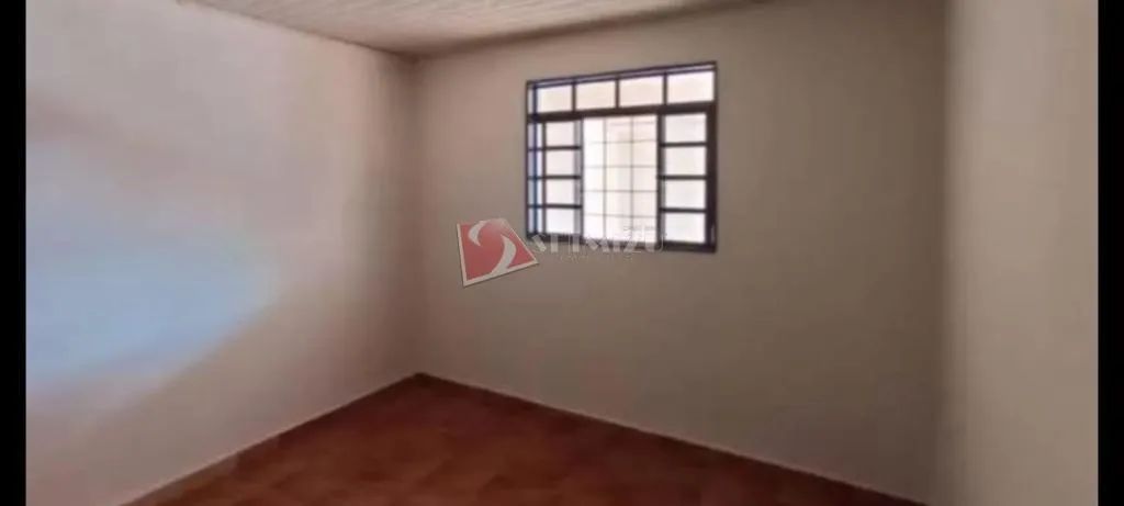 Casa à Venda no Parque Tuiuti em Maringá | Terreno Inteiro e 14 m de Frente 2 quartos - Foto 4