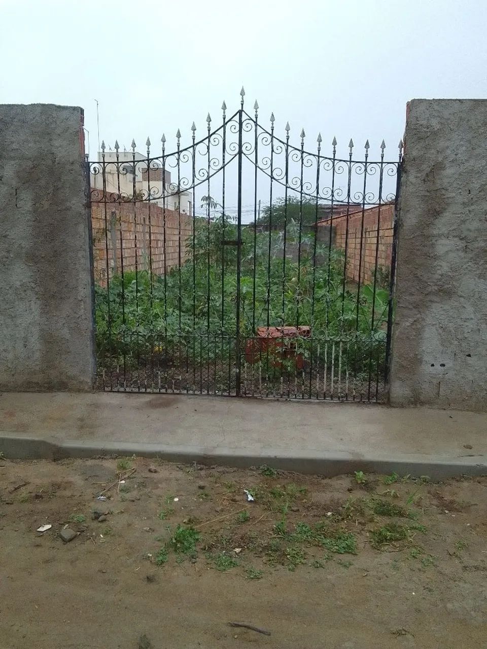 Terreno de Esquina  - Foto 2