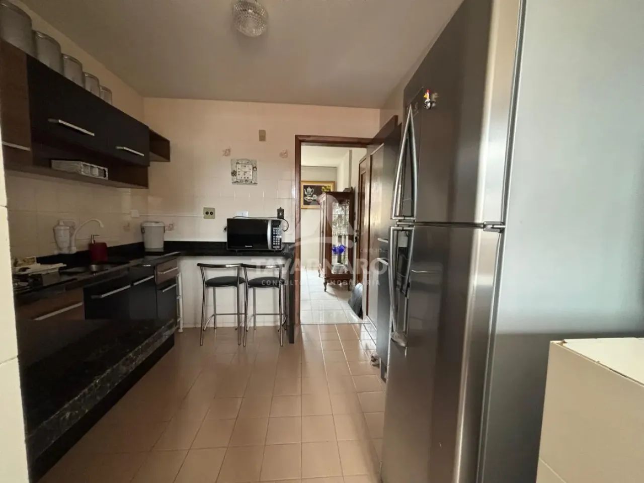 Apartamento Semimobiliado no Centro com Ambientes Amplos! - Foto 3