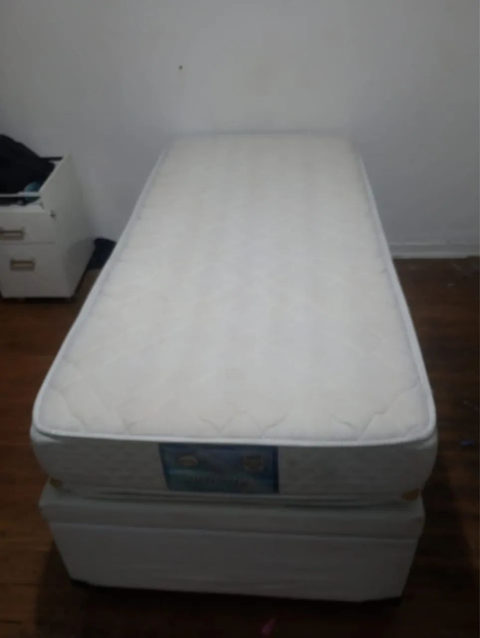 Cama solteiro com colchão Baú semi nova  - Foto 4