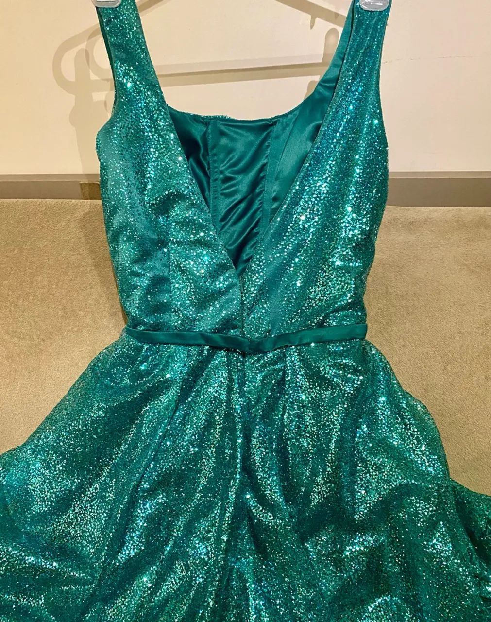 Vestido perfeito de FORMATURA VERDE - Foto 4