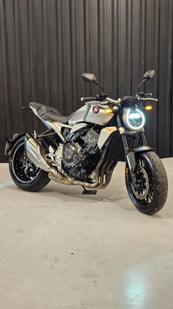 Honda CB 1000R 2022 - Foto 3