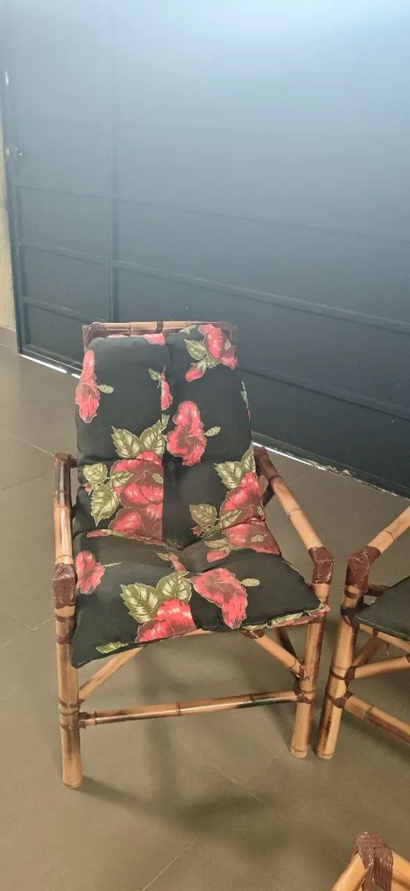 Vendo jogo de cadeiras de jardim - Foto 3