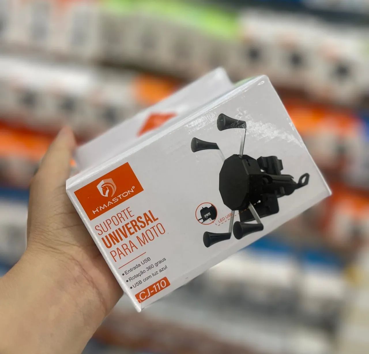 Suporte universal para celular com entrada USB para carregamento 