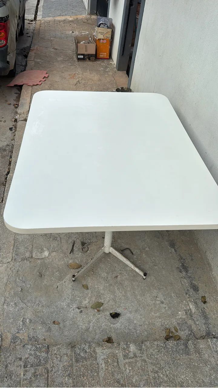 Mesa de fórmica 
