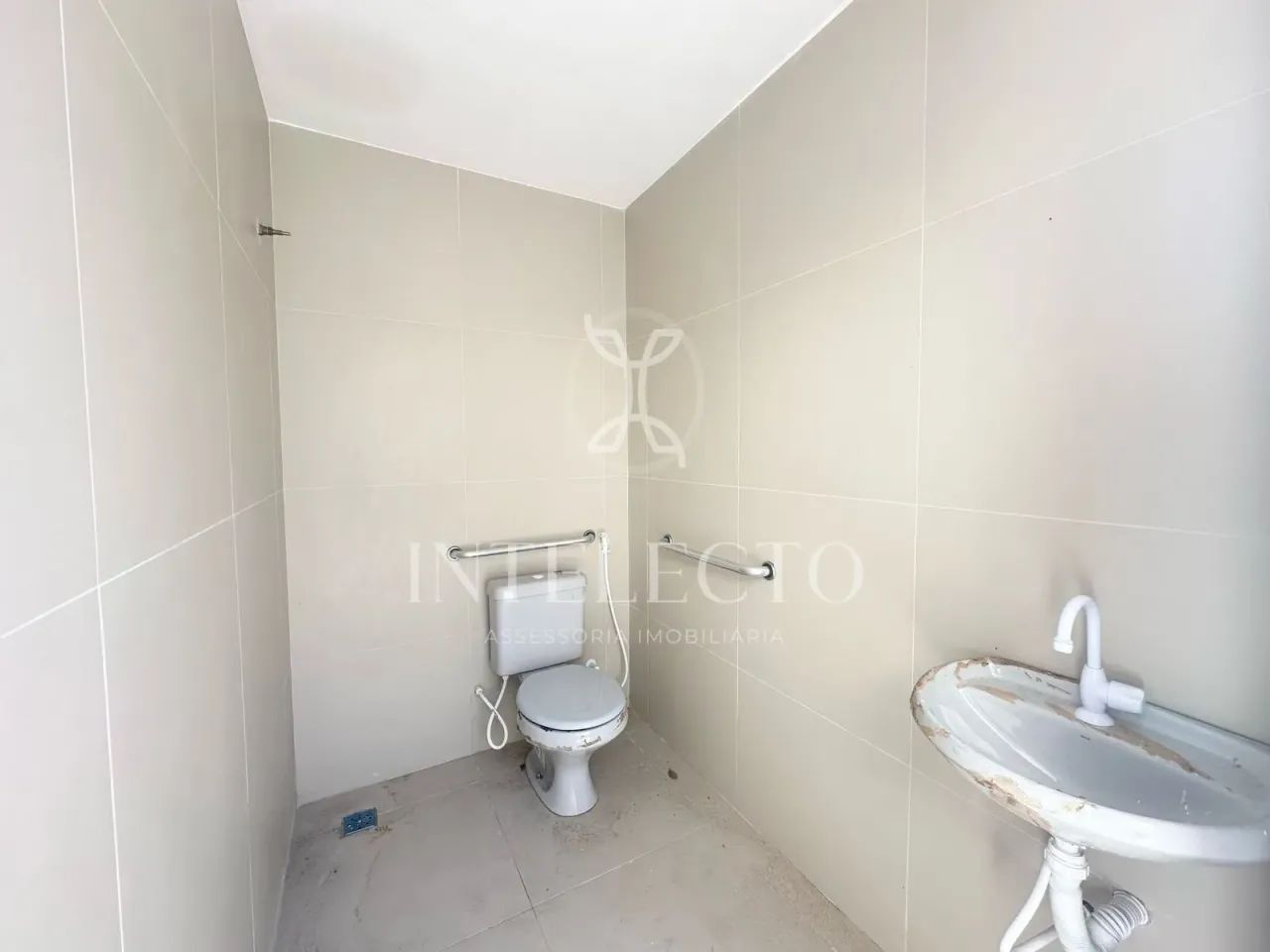 Alugo ponto comercial loja Ponta Negra - Foto 2