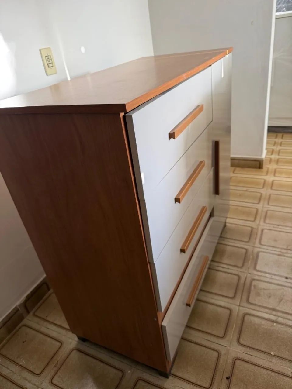 Comoda  - Foto 2