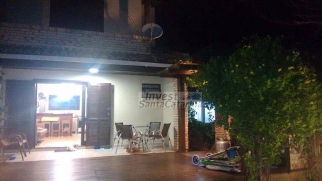 Ótima casa 3 dormitórios, 2 suítes, centro e beira mar!! - Foto 2