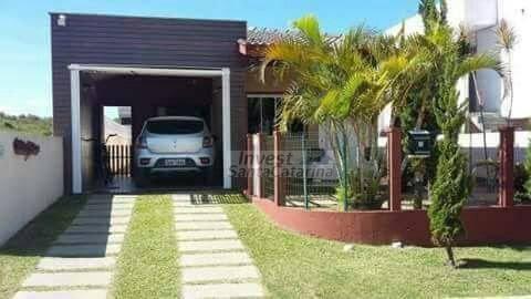 ÓTIMA CASA TÉRREA NO CENTRO DE GAROPABA E A PRAIA COM ESCRITURA!!