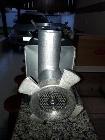 Moedor marca CAF Modelo 22 inox com sistema de segurança NR12 zerado - Foto 3