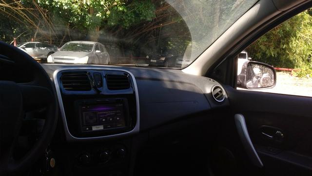 Sandero Expression Hi-Power 1.0 16V 5p - Foto 4