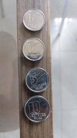 Moedas internacionais antigas - Foto 5