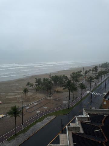 Apartamento na Ocian, 2 Dormitórios com vista mar - Foto 8