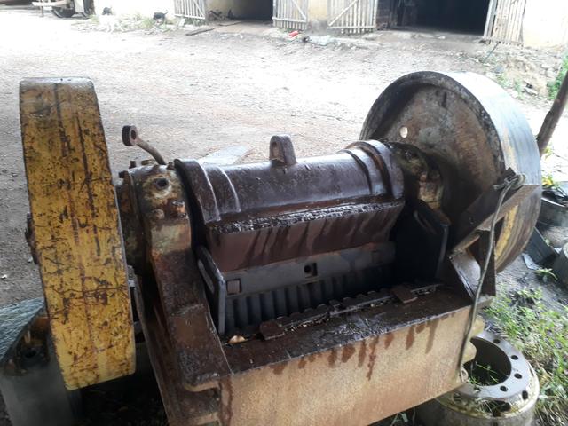 Vendo troco em carro caçamba saveiro - Foto 3
