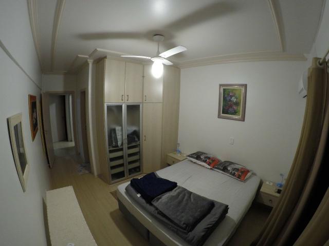 Lindo apartamento colado no mar de Meia Praia, 3 quartos - Foto 5