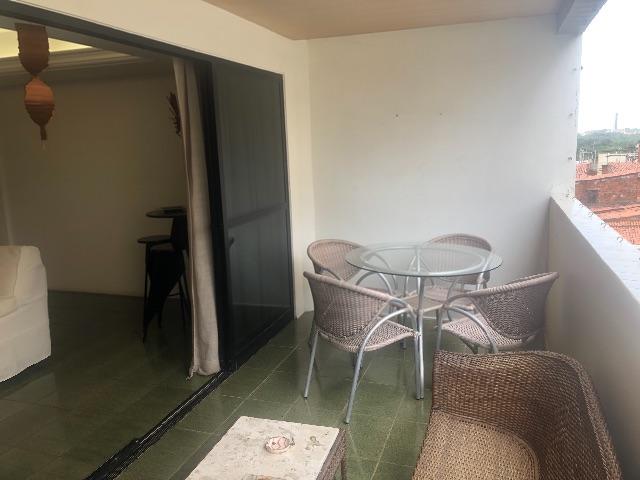 Amplo apt com três suítes , lavabo, 2 vagas - Foto 4